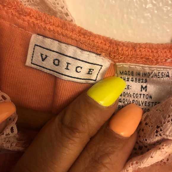 Voice blouse 👚 in a orange 🍊 size medium - Picture 8 of 8